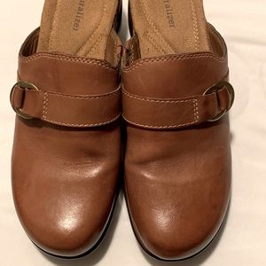 Size 8 Brown Naturalizer mule
